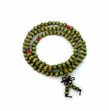 Load image into Gallery viewer, Sandalwood 108 Prayer Bead Mala Bracelet Necklace Buddhist Meditation 6mm Green