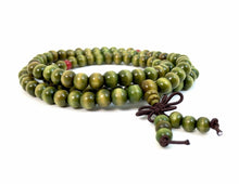 Load image into Gallery viewer, Sandalwood 108 Prayer Bead Mala Bracelet Necklace Buddhist Meditation 6mm Green