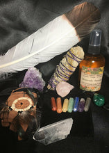 Load image into Gallery viewer, 15 Pcs Healing Crystal Set, Smudge Kit,Terminated Pencil Set,Meditation Kit