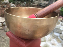 Load image into Gallery viewer, Beautiful hand hammered Tibetan Meditation Yoga Temple Bell Singing Bowl set 6.5