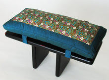 Load image into Gallery viewer, Zen Meditation Bench &amp; Cushion Set Pi Style