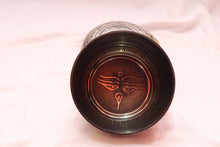 Load image into Gallery viewer, Om Mani Padme Hum Tibetan Singing Bowl Set of 7-Chakra Healing Meditation Bowls